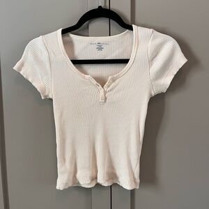 Brandy Melville baby tee
